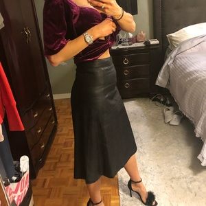 Massimo Dutti new real leather skirt. Never worn.